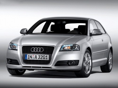 Характеристики автомобиля Audi A3 1.2 TFSI S Tronic Ambiente (07.2008 - 05.2010): фото, вместимость, скорость, двигатель, топливо, масса, отзывы