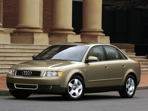 Характеристики автомобиля Audi A4 1.8T MT quattro (11.2000 - 02.2005): фото, вместимость, скорость, двигатель, топливо, масса, отзывы