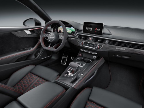 Характеристики автомобиля Audi RS5 2.9 TFSI quattro tiptronic (06.2017 - 12.2020): фото, вместимость, скорость, двигатель, топливо, масса, отзывы