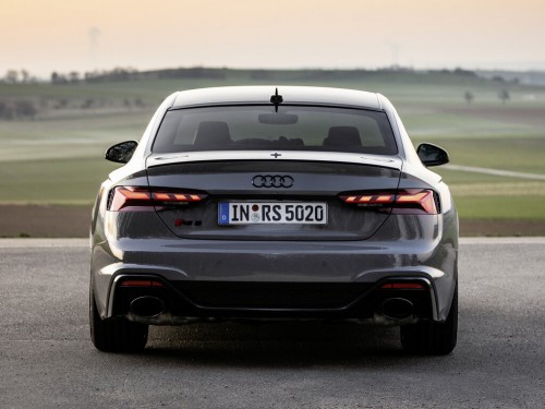 Характеристики автомобиля Audi RS5 2.9 TFSI quattro tiptronic (07.2021 - 12.2022): фото, вместимость, скорость, двигатель, топливо, масса, отзывы