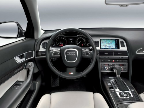 Характеристики автомобиля Audi S6 5.2 FSI quattro tiptronic (09.2008 - 12.2010): фото, вместимость, скорость, двигатель, топливо, масса, отзывы