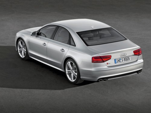 Характеристики автомобиля Audi S8 4.0 TFSI quattro AТ (04.2012 - 09.2013): фото, вместимость, скорость, двигатель, топливо, масса, отзывы