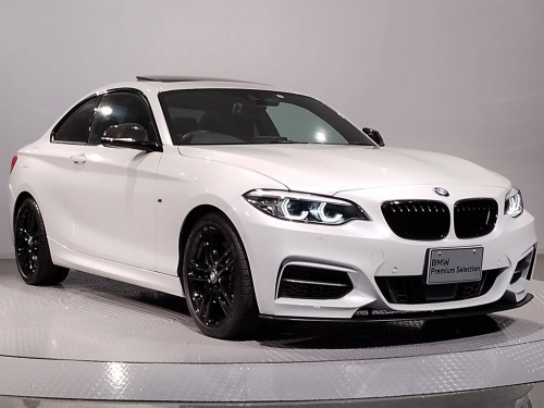 Характеристики автомобиля BMW 2-Series M240i (08.2017 - 12.2018): фото, вместимость, скорость, двигатель, топливо, масса, отзывы