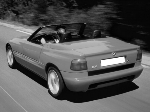 Характеристики автомобиля BMW Z1 2.5 MT (07.1988 - 06.1991): фото, вместимость, скорость, двигатель, топливо, масса, отзывы