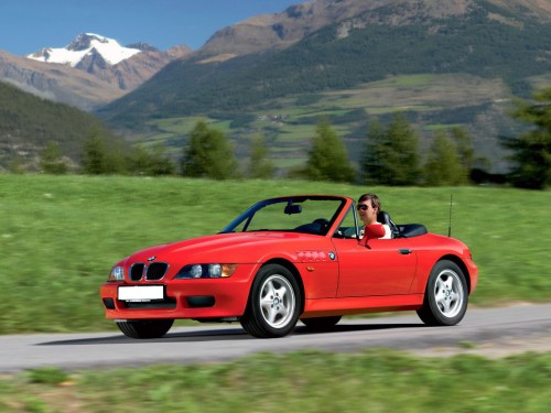 Характеристики автомобиля BMW Z3 3.2 MT М (03.1996 - 03.1999): фото, вместимость, скорость, двигатель, топливо, масса, отзывы