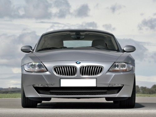 Характеристики автомобиля BMW Z4 3.2i M MT (01.2006 - 08.2008): фото, вместимость, скорость, двигатель, топливо, масса, отзывы