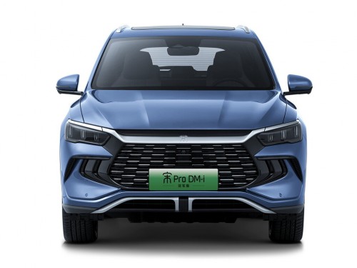 Характеристики автомобиля BYD Song Pro PHEV 1.5 CVT DM-i Champion Leading 12.9 kWh (05.2023 - н.в.): фото, вместимость, скорость, двигатель, топливо, масса, отзывы