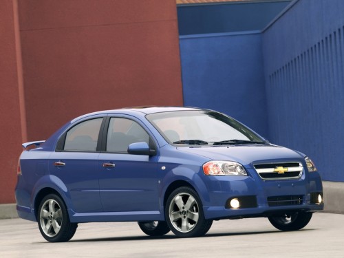 Характеристики автомобиля Chevrolet Aveo 1.6 MT LS (03.2005 - 10.2008): фото, вместимость, скорость, двигатель, топливо, масса, отзывы