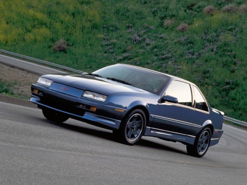 Характеристики автомобиля Chevrolet Beretta 2.2 AT GT (06.1991 - 05.1993): фото, вместимость, скорость, двигатель, топливо, масса, отзывы