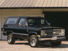 Chevrolet Blazer K5 5.0 AT 4WD Blazer V10 Hardtop 305 (07.1985 - 06.1986)