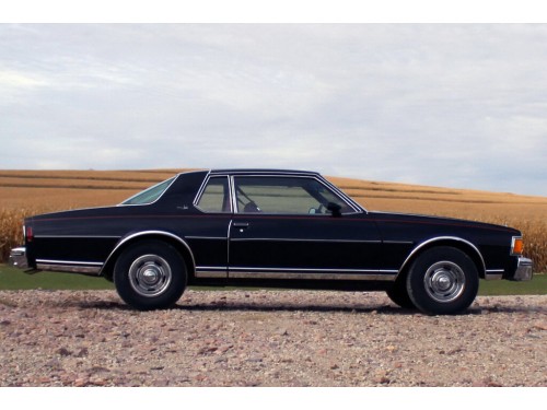 Характеристики автомобиля Chevrolet Caprice 4.1 AT Caprice Classic Coupe (10.1977 - 09.1978): фото, вместимость, скорость, двигатель, топливо, масса, отзывы