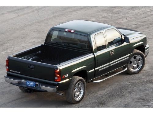 Характеристики автомобиля Chevrolet Silverado 4.3 AT 4x4 Regular Cab Standard Box 1500 Base (06.2003 - 11.2006): фото, вместимость, скорость, двигатель, топливо, масса, отзывы