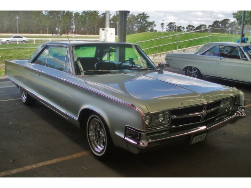 Характеристики автомобиля Chrysler 300 6.3 AT 300 Sport 315 Coupe (09.1964 - 09.1965): фото, вместимость, скорость, двигатель, топливо, масса, отзывы