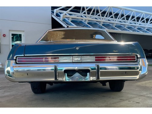 Характеристики автомобиля Chrysler New Yorker 7.2 AT Brougham Coupe (10.1973 - 10.1974): фото, вместимость, скорость, двигатель, топливо, масса, отзывы