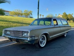 Chrysler New Yorker 6.7 AT Town&amp;Country Wagon (10.1964 - 09.1965)