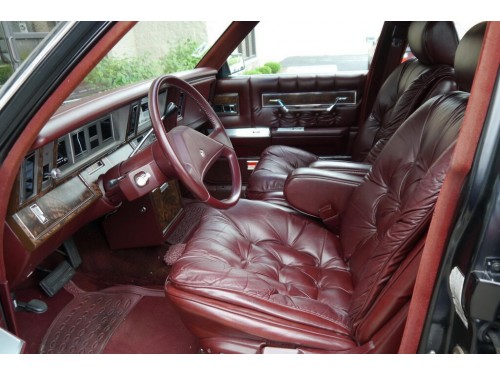 Характеристики автомобиля Chrysler New Yorker 2.2i Turbo AT New Yorker (10.1983 - 09.1984): фото, вместимость, скорость, двигатель, топливо, масса, отзывы