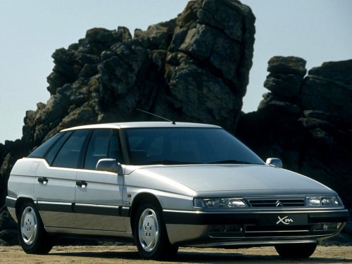 Характеристики автомобиля Citroen XM 2.1 D MT SX (09.1994 - 09.2000): фото, вместимость, скорость, двигатель, топливо, масса, отзывы