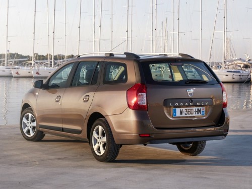 Характеристики автомобиля Dacia Logan MCV 0.9 TCe Start &amp; Stop Easy-R SAT Royaal (09.2017 - 04.2018): фото, вместимость, скорость, двигатель, топливо, масса, отзывы