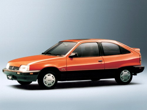 Характеристики автомобиля Daewoo LeMans 1.6 AT TBI 3dr (10.1986 - 12.1994): фото, вместимость, скорость, двигатель, топливо, масса, отзывы