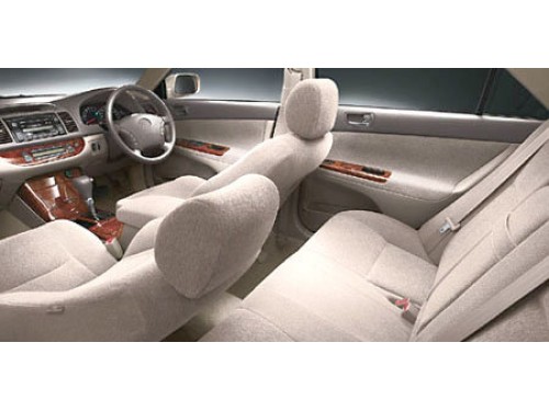 Характеристики автомобиля Daihatsu Altis 2.4 SL (07.2004 - 12.2005): фото, вместимость, скорость, двигатель, топливо, масса, отзывы