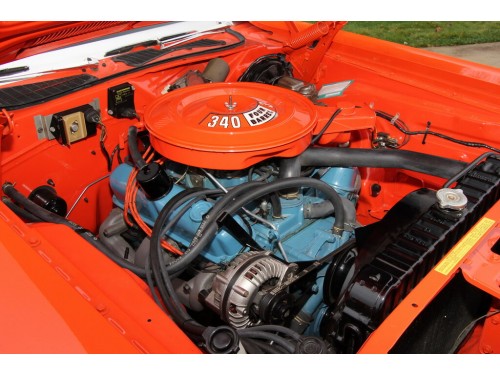 Характеристики автомобиля Dodge Challenger 3.2 MT Challenger 198 Hardtop (10.1970 - 09.1971): фото, вместимость, скорость, двигатель, топливо, масса, отзывы