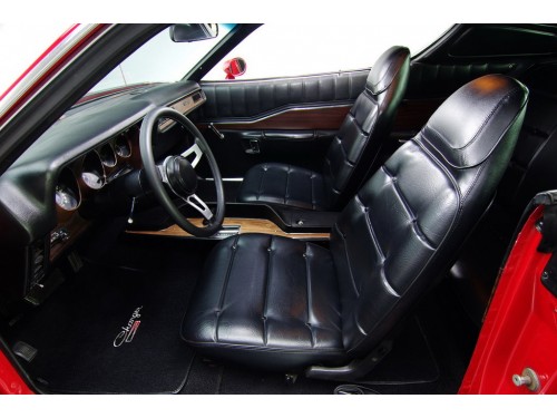 Характеристики автомобиля Dodge Charger 5.2 MT Charger Rallye HT 318 (09.1971 - 08.1972): фото, вместимость, скорость, двигатель, топливо, масса, отзывы