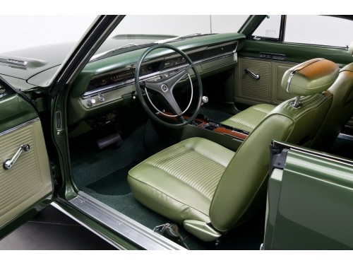 Характеристики автомобиля Dodge Dart 2.8 AT Dart GT (10.1968 - 09.1969): фото, вместимость, скорость, двигатель, топливо, масса, отзывы