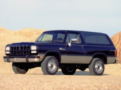 Dodge Ramcharger 5.2 AT 4WD Ramcharger Advantage I (08.1990 - 07.1991)