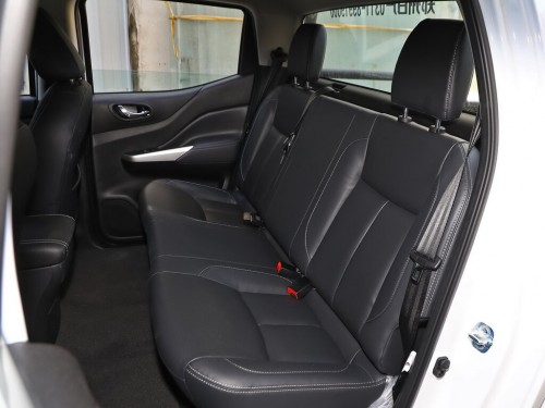 Характеристики автомобиля Dongfeng Rich 6 2.3 MT Luxury (01.2020 - 02.2023): фото, вместимость, скорость, двигатель, топливо, масса, отзывы