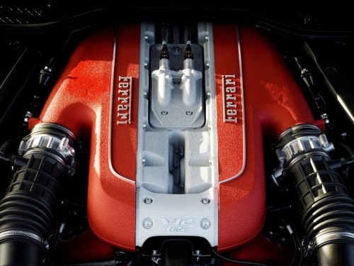 Характеристики автомобиля Ferrari 812 Superfast 812 AMT Competizione (05.2021 - 12.2022): фото, вместимость, скорость, двигатель, топливо, масса, отзывы