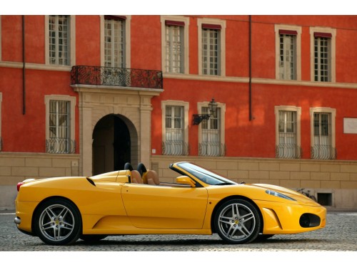 Характеристики автомобиля Ferrari F430 4.3 AMT (03.2005 - 06.2009): фото, вместимость, скорость, двигатель, топливо, масса, отзывы