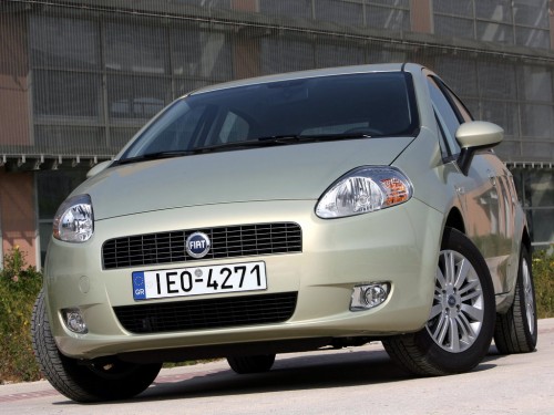 Характеристики автомобиля Fiat Punto 1.2 MT Active 5dr (08.2007 - 07.2010): фото, вместимость, скорость, двигатель, топливо, масса, отзывы