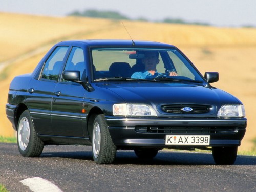Характеристики автомобиля Ford Escort 1.8TD MT Escort Ghia (02.1993 - 12.1994): фото, вместимость, скорость, двигатель, топливо, масса, отзывы