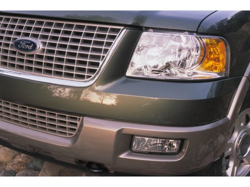 Характеристики автомобиля Ford Expedition 4.6 AT 4WD XLT Popular (03.2002 - 05.2003): фото, вместимость, скорость, двигатель, топливо, масса, отзывы