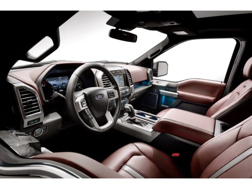 Характеристики автомобиля Ford F150 3.0 AT 4x2 King Ranch SuperCab 6-1/2' (01.2018 - 08.2020): фото, вместимость, скорость, двигатель, топливо, масса, отзывы