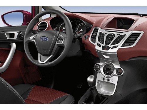 Характеристики автомобиля Ford Fiesta 1.4 MT Ghia (09.2008 - 01.2010): фото, вместимость, скорость, двигатель, топливо, масса, отзывы