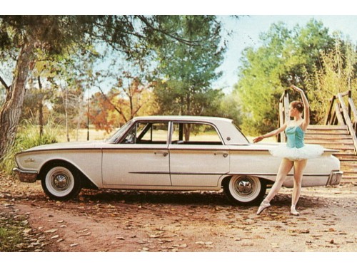 Характеристики автомобиля Ford Galaxie 4.8 MT Town Sedan Overdrive (10.1959 - 09.1960): фото, вместимость, скорость, двигатель, топливо, масса, отзывы