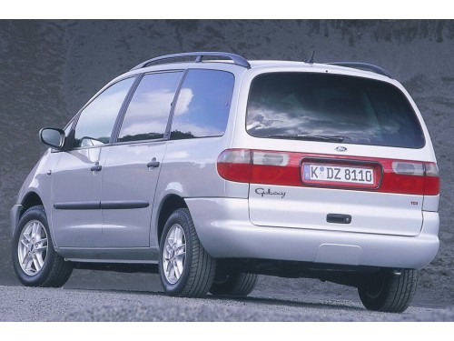 Характеристики автомобиля Ford Galaxy 1.9 TDi MT GLX (11.1997 - 03.2000): фото, вместимость, скорость, двигатель, топливо, масса, отзывы