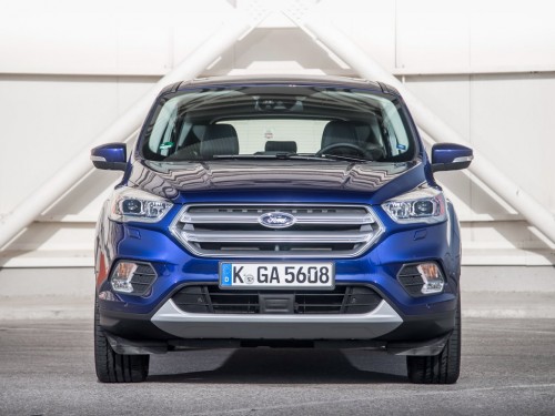 Характеристики автомобиля Ford Kuga 1.5 EcoBoost AT 4WD Titanium (02.2019 - 10.2019): фото, вместимость, скорость, двигатель, топливо, масса, отзывы
