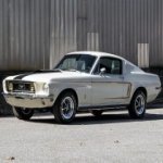 Ford Mustang 3.3 AT Mustang Fastback 2+2 Six (08.1966 - 08.1967)