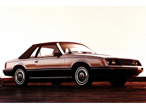 Характеристики автомобиля Ford Mustang 2.3 MT Mustang GLX 2-door 4-gears (10.1981 - 09.1982): фото, вместимость, скорость, двигатель, топливо, масса, отзывы