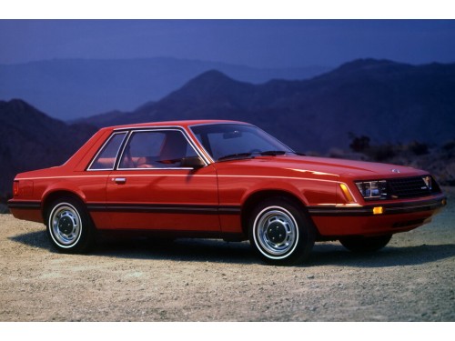 Характеристики автомобиля Ford Mustang 2.3 MT Mustang 2-door 5-gears (08.1980 - 09.1981): фото, вместимость, скорость, двигатель, топливо, масса, отзывы