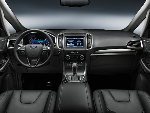 Характеристики автомобиля Ford S-MAX 2.0 EcoBlue AT AWD Titanium (08.2018 - 11.2019): фото, вместимость, скорость, двигатель, топливо, масса, отзывы