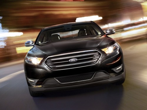 Характеристики автомобиля Ford Taurus 2.0 AT Taurus SE (10.2012 - 09.2017): фото, вместимость, скорость, двигатель, топливо, масса, отзывы