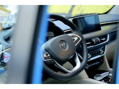 Характеристики автомобиля Foton Tunland G7 2.0D MT 2WD Enjoyment Standard Cabin (01.2022 - н.в.): фото, вместимость, скорость, двигатель, топливо, масса, отзывы