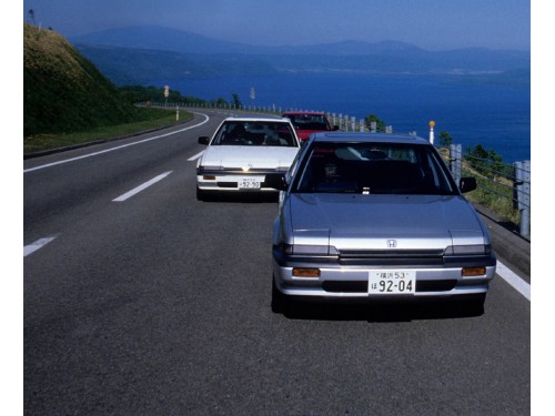 Характеристики автомобиля Honda Accord 1.8 GXL (07.1987 - 08.1989): фото, вместимость, скорость, двигатель, топливо, масса, отзывы