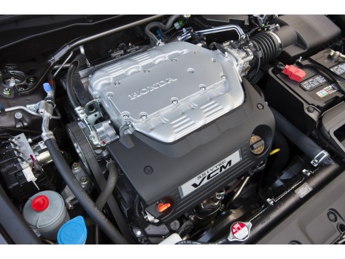 Характеристики автомобиля Honda Accord 2.4 MT LX (08.2010 - 08.2012): фото, вместимость, скорость, двигатель, топливо, масса, отзывы