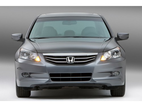Характеристики автомобиля Honda Accord 2.4 AT LX-P (08.2010 - 08.2012): фото, вместимость, скорость, двигатель, топливо, масса, отзывы