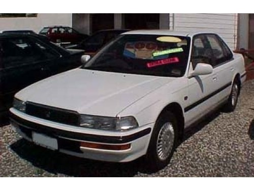 Характеристики автомобиля Honda Ascot 2.0 Si 4WS (07.1991 - 09.1993): фото, вместимость, скорость, двигатель, топливо, масса, отзывы