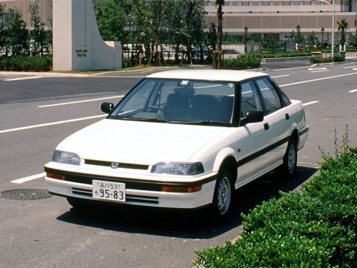 Характеристики автомобиля Honda Concerto 1.5 JE (06.1988 - 09.1989): фото, вместимость, скорость, двигатель, топливо, масса, отзывы